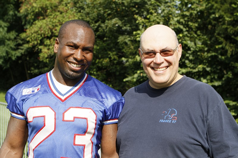 _MG_3770.JPG - Le running back Sandino Octobre et le manager de l'équipe de France Didier Sempey